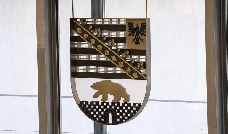 Sachsen Anhalt Wappen Landtag 100 1920x1080